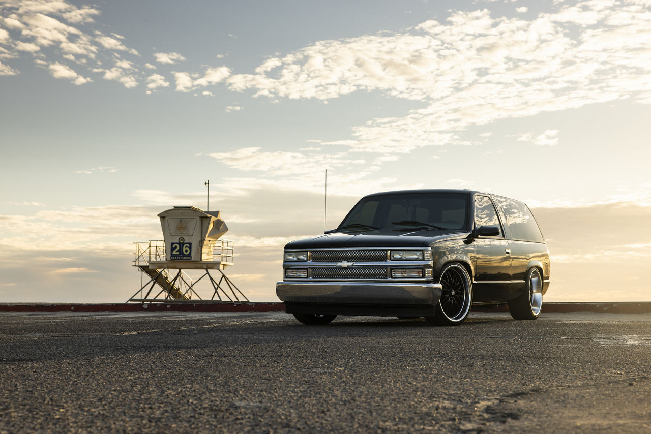 1996 Chevrolet Tahoe US MAG SANTA CRUZ Black US Mags